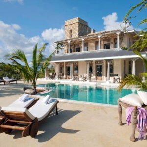 villa-kusi-pool-majlis-hotel-lamu