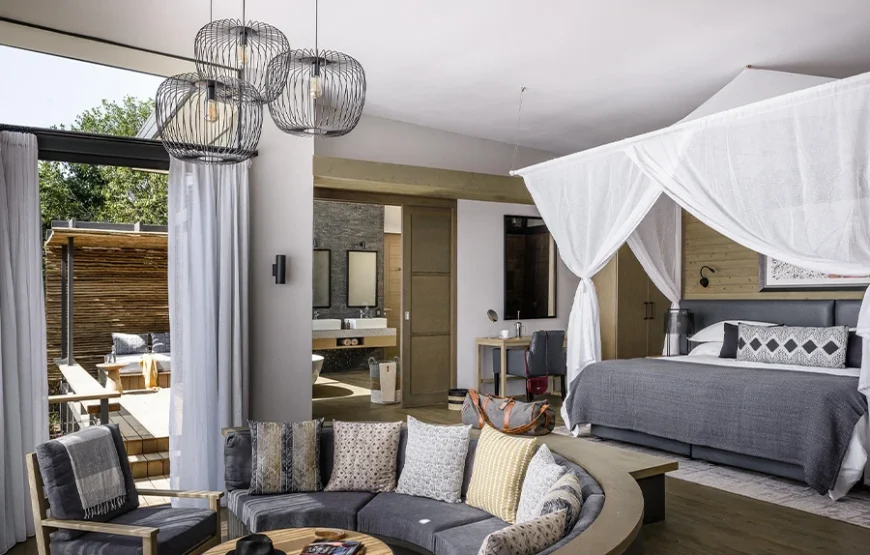 3 Days Fly-In Safari from Mombasa to the Heart of the Wild