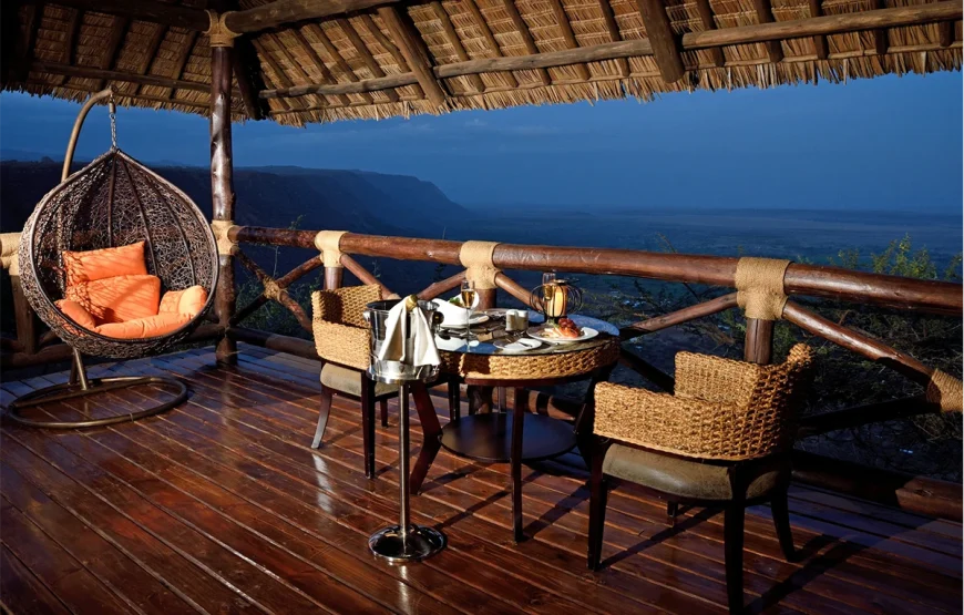 3 Days Ngorongoro & Lake Manyara Escape