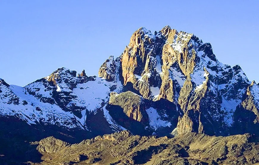 4 Days Mount Kenya trek – Up Naru Moru; Down Naru Moru