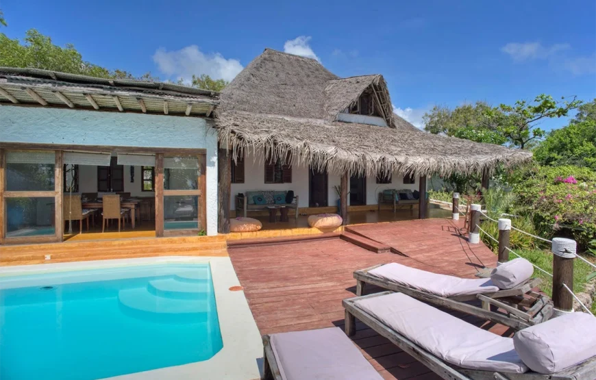 Breezes Beach Club & Spa