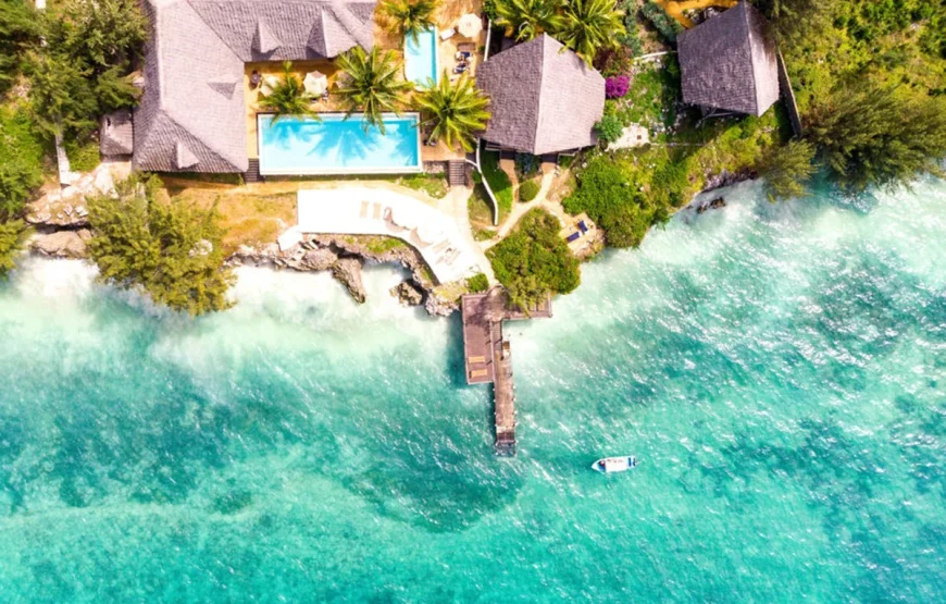 Breezes Beach Club & Spa