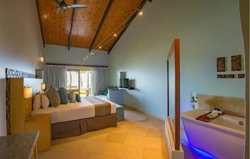 Coco De Mer & Black Parrot Suites Seychelles