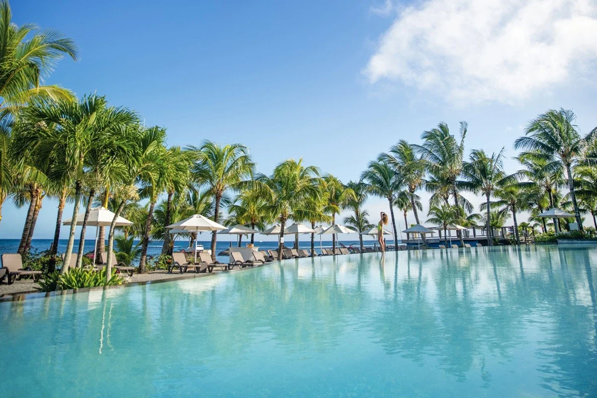 Victoria Beachcomber Resort & Spa