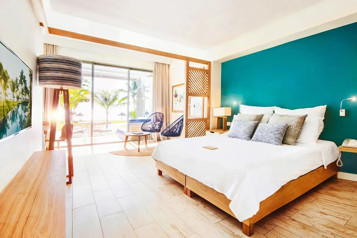 Victoria Beachcomber Resort & Spa