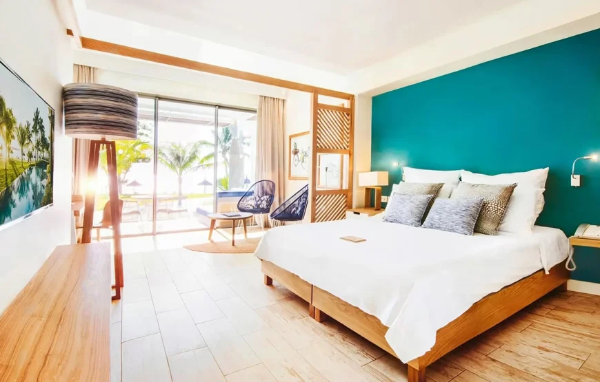 Victoria Beachcomber Resort & Spa